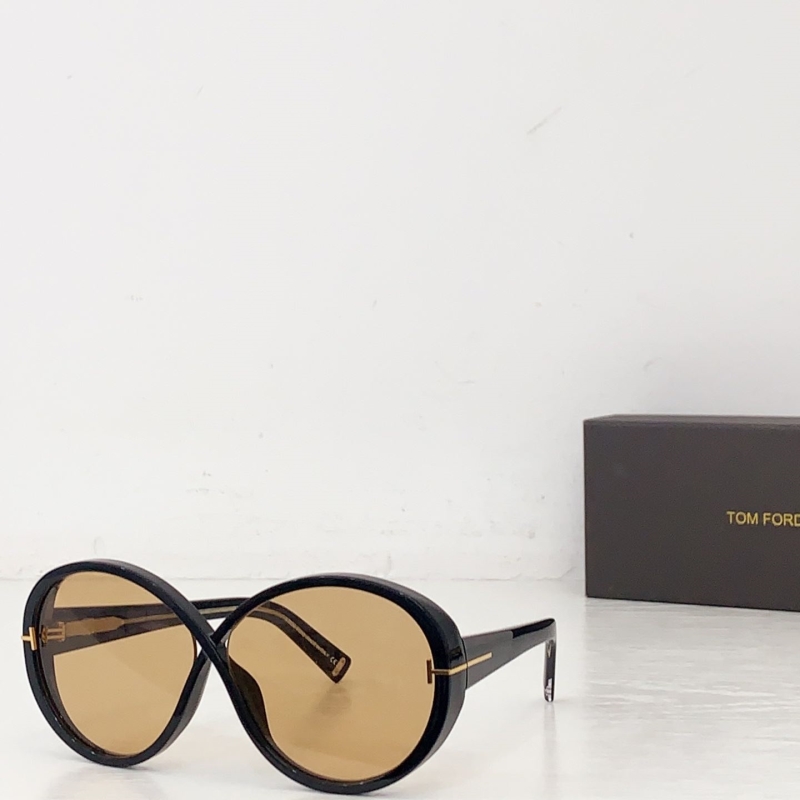TOM FORD